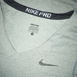 Medium Dri Fit Nike short sleeve shirt